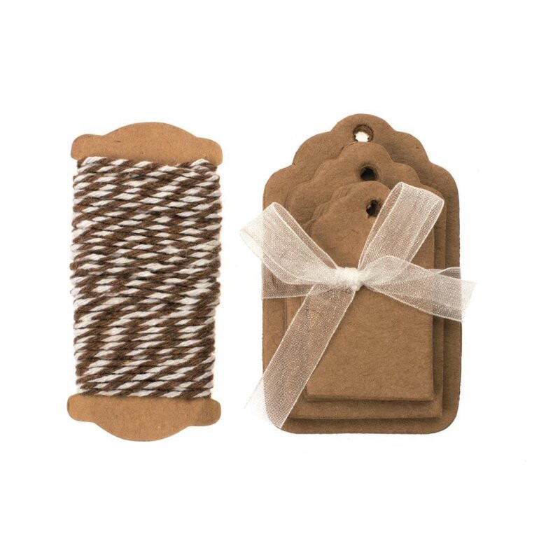 Papieren labels met koord brown